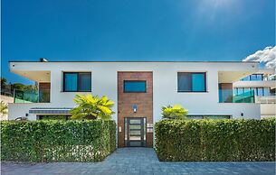 Stunning Home in Malinska With Wifi and 2 Bedrooms