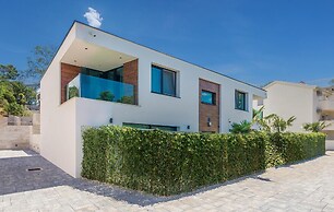 Stunning Home in Malinska With Wifi and 2 Bedrooms