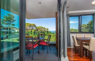 Stunning Home in Malinska With Wifi and 2 Bedrooms