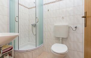 Amazing Apartment in Podgradina With 1 Bedrooms and Wifi