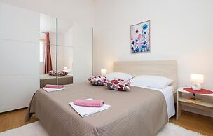 Amazing Apartment in Podgradina With 1 Bedrooms and Wifi