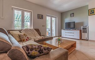 Stunning Apartment in Pavicini With Wifi and 1 Bedrooms