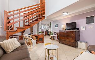 Awesome Home in Pula With Wifi and 2 Bedrooms