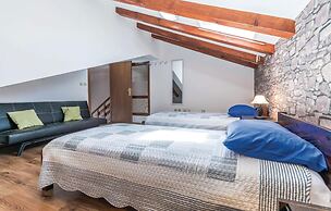 Awesome Home in Pula With Wifi and 2 Bedrooms