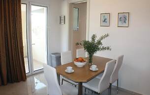 Awesome Home in Nea Makri With Wifi and 3 Bedrooms