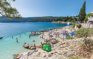 Beautiful Home in Kapelica With Wifi and 2 Bedrooms