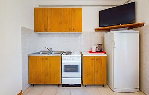 Beautiful Home in Kapelica With Wifi and 2 Bedrooms