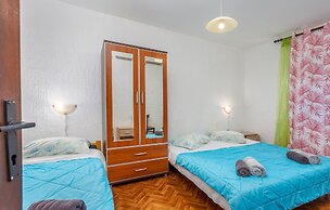 Beautiful Home in Njivice With Wifi and 2 Bedrooms