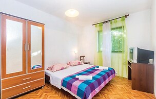 Beautiful Home in Njivice With Wifi and 2 Bedrooms