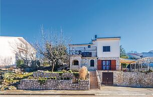 Beautiful Home in Njivice With Wifi and 2 Bedrooms