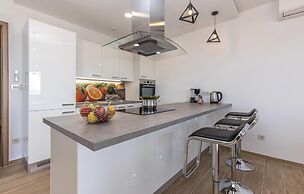Awesome Apartment in Kostrena With 3 Bedrooms, Wifi and Outdoor Swimmi
