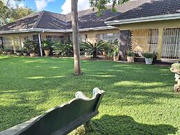 Beautiful 2-bedroomed Guest Cottage in Harare