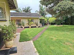 Beautiful 2-bedroomed Guest Cottage in Harare