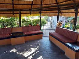 Beautiful 2-bedroomed Guest Cottage in Harare