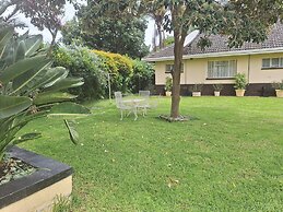 Beautiful 2-bedroomed Guest Cottage in Harare