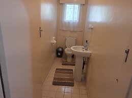 Beautiful 2-bedroomed Guest Cottage in Harare