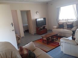 Beautiful 2-bedroomed Guest Cottage in Harare