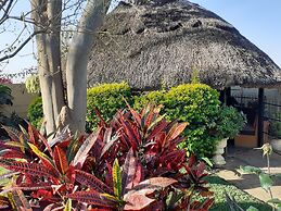 Beautiful 2-bedroomed Guest Cottage in Harare