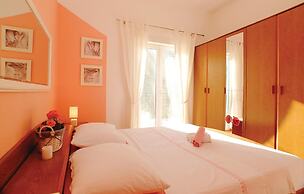 Awesome Home in Poljica Imotska With Wifi and 5 Bedrooms