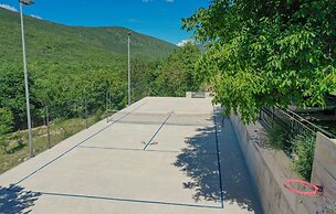 Awesome Home in Poljica Imotska With Wifi and 5 Bedrooms