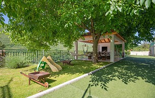 Awesome Home in Poljica Imotska With Wifi and 5 Bedrooms