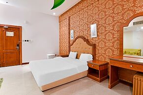 OYO 118 Revira Hotel