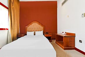 OYO 118 Revira Hotel