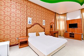 OYO 118 Revira Hotel