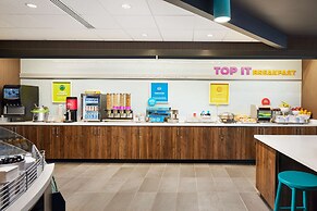 Tru by Hilton Charleston Airport