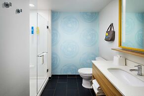 Tru by Hilton Charleston Airport