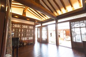 Hanok1957