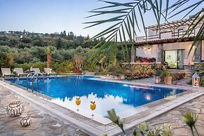 Chania Secluded Gem - Kallithea Private Pool Villa