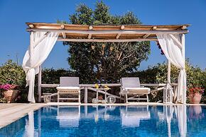 Chania Secluded Gem - Kallithea Private Pool Villa