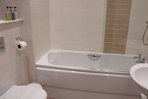 Century Wharf by Urban Space