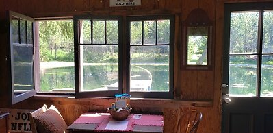Rustic Beach House With Bunkhouse