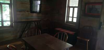 Circa 1850 Settlers Cabin