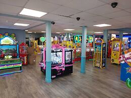 Cayton Pines Lodge at Cayton Bay Holiday Park