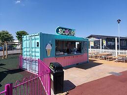 Cayton Pines Lodge at Cayton Bay Holiday Park