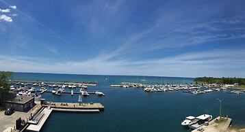 Paradise Inn On The Beach