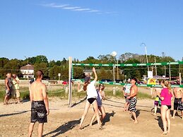 Paradise Inn On The Beach