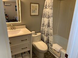 Paradise Inn On The Beach