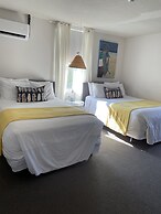 Paradise Inn On The Beach