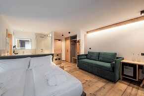 Spires Hotel