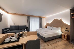 Spires Hotel