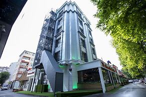 The Green Otel