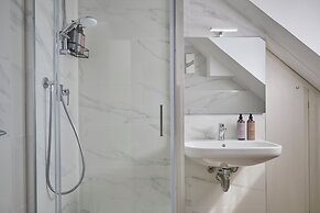 Milan Retreats Duomo Suites