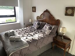 Arrochar Alps and Loch views