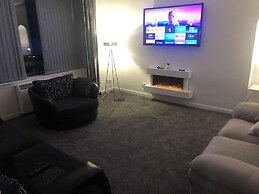 Arrochar Alps and Loch views