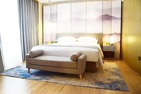 Yun-Zen Century Hotel