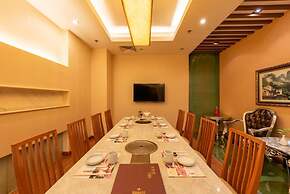 Yun-Zen Century Hotel